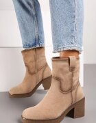  Botine Bej cu Toc cu Cusături Decorative și Curea Atinthela
