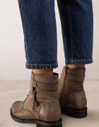  Botine Bej închis cu fermoar și curelușă decorative Telonie