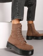  Botine Bej închis pe Platformă stil Worker din imitație de Velur Justinata