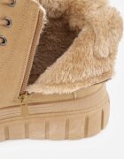  Botine Bej Vices pe Talpă Groasă Embosată cu Șireturi și Cusături Decorative Savethira