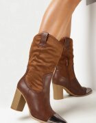  Botine maro cowboy cu toc gros și vârf decorativ Aretasia