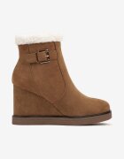  Botine Maro cu talpă compensată Decorate cu blană și cu cataramă Terisse