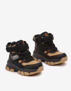  Botine Negre Căptușite Clibee pe Platformă Embosată Decorate cu Inscripție și Șireturi Quinrinnis
