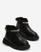  Botine Negre cu Talpă Plată cu Baretă Decorată cu Zirconii Korifa