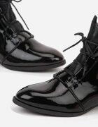  Botine Negre Lăcuite Plate cu Șireturi Mivanna