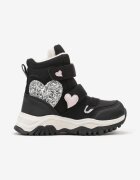  Botine Negre Plate cu scai Decorate cu inimi Verielle