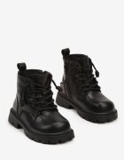  Botine Plate Negre cu Model în Relief și Șireturi Ventressa