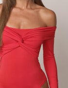by swan Body roșu cu umerii goi Talosyne
