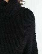 by swan Golf Negru Oversize Out Of This World