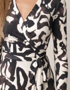 by swan Rochie-cămașă din vâscoză cu curea cu model abstract Galliana Neagră