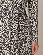 by swan Rochie Cloș Negru-Alb Midi Cu croială tip cămașă Cu model decorativ Liovia