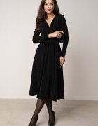by swan Rochie neagră cambrată cu viscoză cu croială evazată decorată cu fir metalic Mesinae