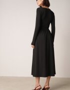 by swan Rochie neagră încrețită cambrată din viscoză cu decolteu în V și mânecă lungă Emirie