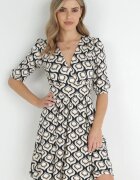 by swan Rochie neagră și bej evazată cu mâneci bufante cu model geometric Avory