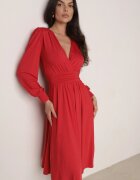 by swan Rochie roșie evazată din viscoză cu croi petrecut Selwenna