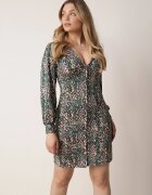 by swan Rochie Verde Mini cu nasturi și Mâneci lungi cu manșete Cynandia