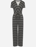 by swan Salopetă Neagră Cămbrată cu viscoză cu mânecă scurtă și cu pantaloni lungi Legată în talie Jeleavia
