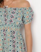 cflo Rochie mini verde din viscoză cu decolteu spaniol regal