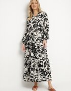 cflo Rochie Neagră din Viscoză cu Croială Dreaptă cu Model Floral Ridiana