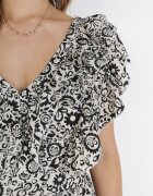 cflo Rochie Neagră Evazată Maxi cu Decolteu Decorativ și Elastic în Talie din Viscoză Adyni