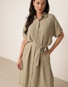 cflo Rochie Verde din viscoză cu croială largă tip cămașă legată în talie Rionella