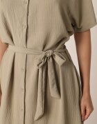 cflo Rochie Verde din viscoză cu croială largă tip cămașă legată în talie Rionella