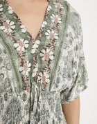 cflo Rochie Verde închis din viscoză cu imprimeu ornamental cu bandă elastică lată în talie Tanissla