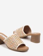 ciaodeo Papuci bej cu toc decorate cu un motiv geometric Galreis