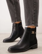 c'm paris Botine elegante în stil Chelsea cu toc plat și aplicație metalică Calenya Negre