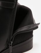 c'm paris Botine elegante în stil Chelsea cu toc plat și aplicație metalică Calenya Negre