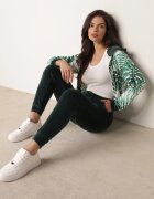  Compleu de trening verde închis din velur Bluză cu glugă cu model decorativ și Pantaloni Grouvia