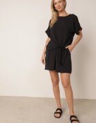 defox Compleu de vară în dungi bogat în vâscoză bluză cu tip cravată și pantaloni scurți Mazhola Negru