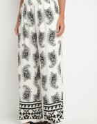 defox Compleu din viscoză alb-negru cu imprimeu Paisley cămașă și pantaloni Vallevi