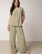 defox Compleu Verde din Viscoză Tricou cu Mânecă Scurtă și Pantaloni Largi cu Elastic cu Buzunare Efraline