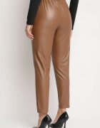 defox Pantaloni Maro cu talie înaltă din imitație de piele cu elastic în talie Esarienne