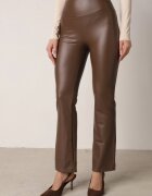 defox Pantaloni Maro Evazați cu elastic în talie din piele ecologică Arkani
