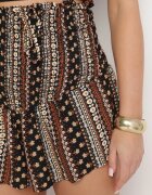 defox Pantaloni scurți negri din bumbac cu talie înaltă și cu model geometric Velsedi