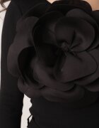 elsa.m by may Bluză neagră asimetrică din viscoză reiată cu floare decorativă Badian