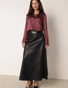 elsa.m by may Fustă evazată din imitație de piele cu curea cu cataramă geometrică Minedora Neagră