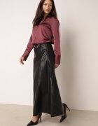elsa.m by may Fustă evazată din imitație de piele cu curea cu cataramă geometrică Minedora Neagră