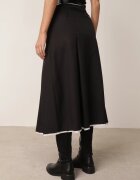 elsa.m by may Fustă Neagră Plisată Cloș cu Imitație Buzunare Curea și Elastic în Talie Evisthai
