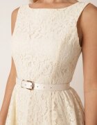 elsa.m by may Rochie de seară din dantelă cu vâscoză bumbac și curea Sabose Bej