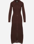 elsa.m by may Rochie pulover din vâscoză maro cu nasturi și guler Delarria