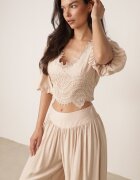 elsa.m by may Set boho de vară din vâscoză: bluză cu dantelă și pantaloni cu manșete Enatea Bej