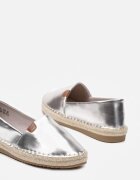  Espadrile Argintii cu Talpă Plată decorate cu Împletitură de Iută Vethalia