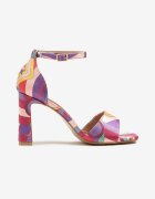 fashion belle Sandale Mov cu toc gros decorate cu model abstract Gavineas