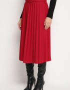 fashion Fustă Roșie Plisată Decorată cu Cordon cu Cataramă Rotundă Sanelle