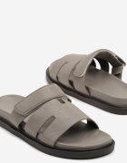 fashion Papuci Gri din Spumă Decorate cu Decupaje Arrivara
