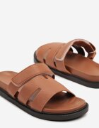 fashion Papuci Maro din spumă decorate cu decupaje Arrivara