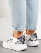 fiori&spinc Adidași Albi cu nituri și o stea Viroti